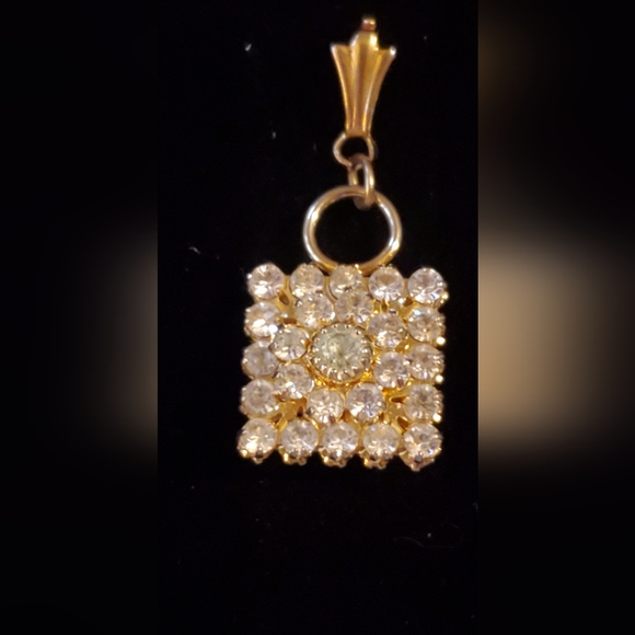 Pendant - Picture 2 of 3